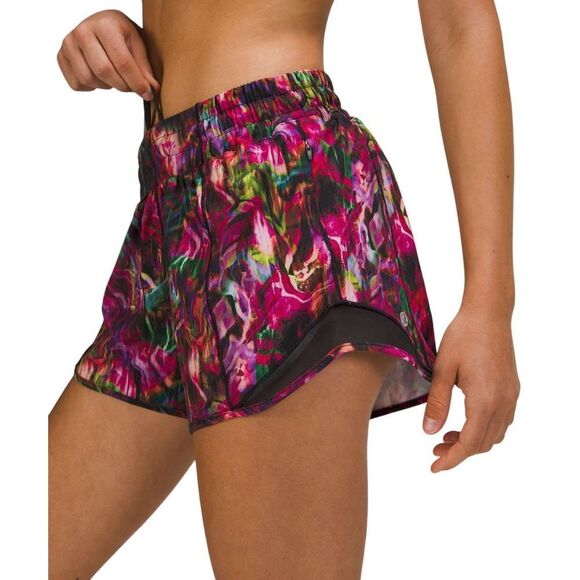Lululemon Hotty Hot Low Rise Short 4" Hyper Flow Pink Multi / Black - Picture 1 of 7